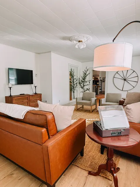 The Stone Barn Guesthouse - Image 1