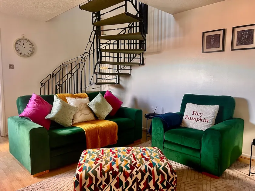A Cosy Home From Home - Image 1