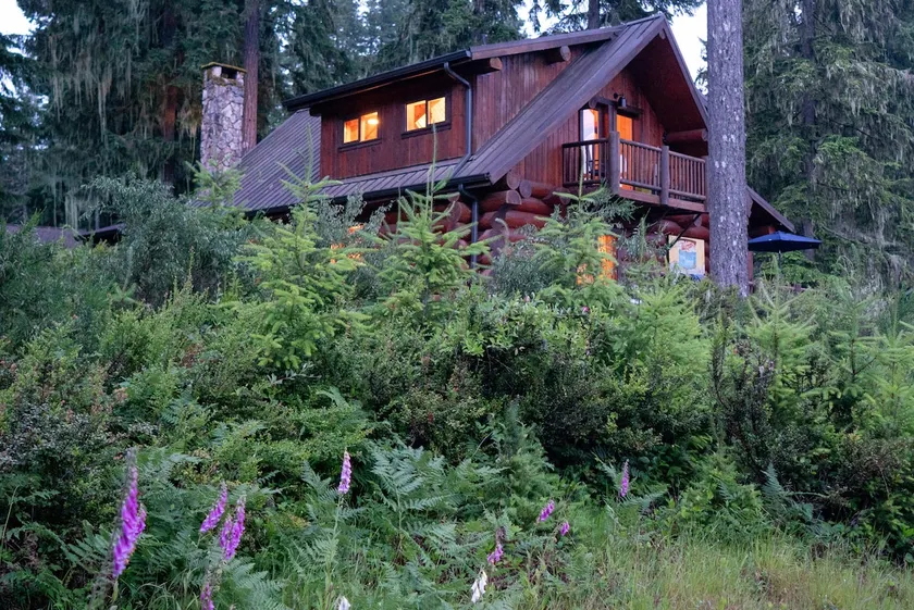 Luxury Log Home- hot tub, golf, views - Image 1