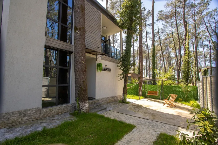 Magnetoria Beach House • Private Yard & BBQ • Sea - Image 1