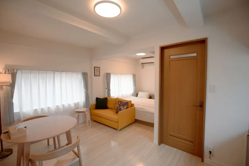 Crane Shibuya 2 stations from Shinjuku 10-minute taxi ride, 28 sqm! Sleeps up to 5, king-size bed, WiFi - Image 1