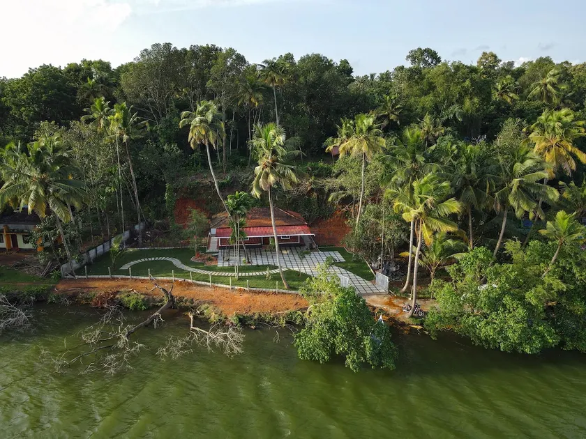 Anoop's Lake View Cottage -2BHK - Image 1