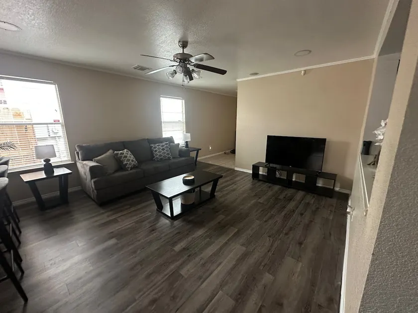 Home in the Heart of Houston ! - Image 1