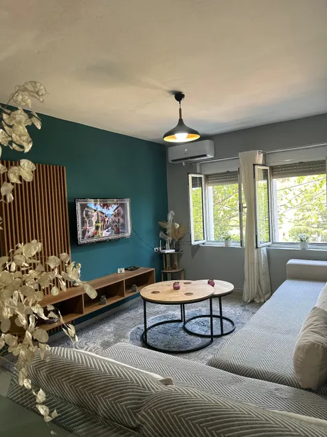 Sunny APT & Garden, Kitchen & Free Parking - Image 1