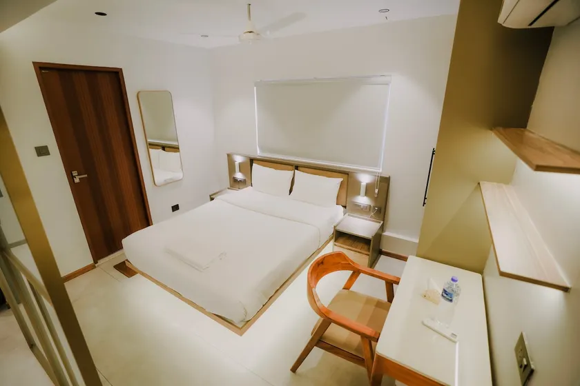 Premium Studio with kitchenette - Image 1