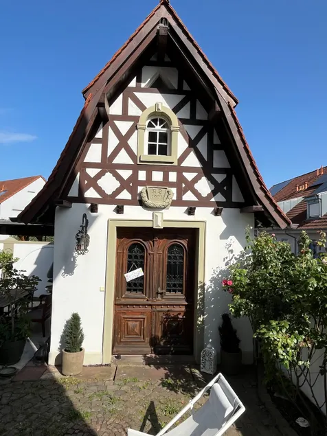 Romantic guest house! - Image 1