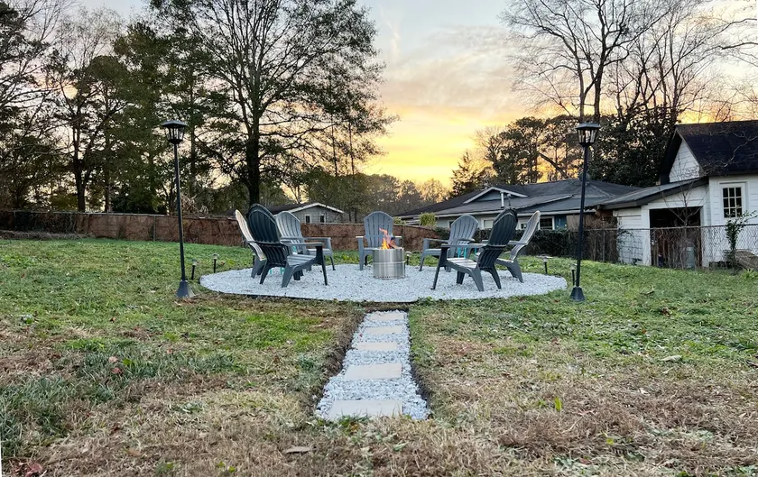 Avail for MLK, King Bed, Kid-Friendly, Fire Pit - Image 1