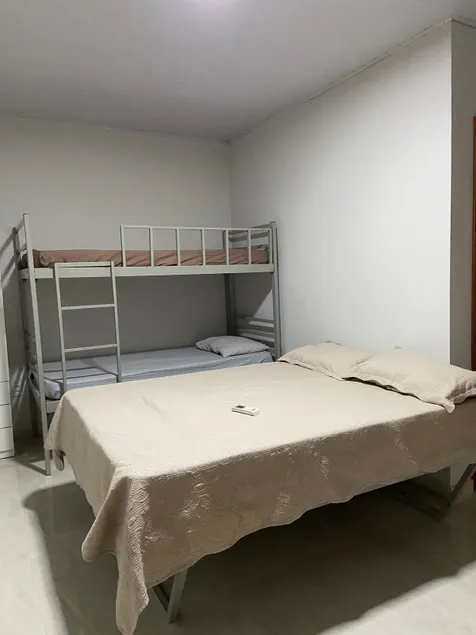 Ananin 1 furnished apartment - Image 1