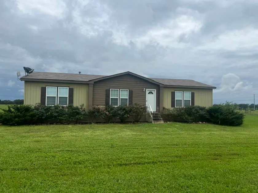 Mobile Home-3bed2bath-J5 - Image 1