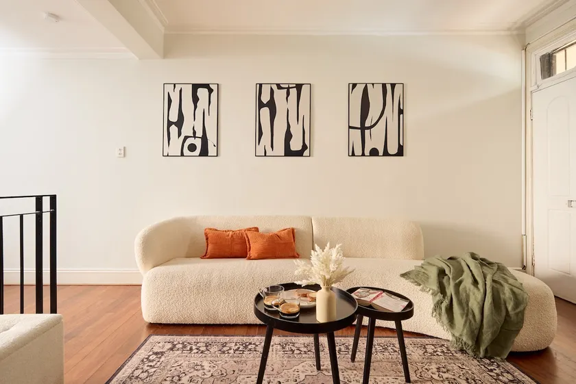 Parking | Darlinghurst| Work desk| Close to CBD - Image 1