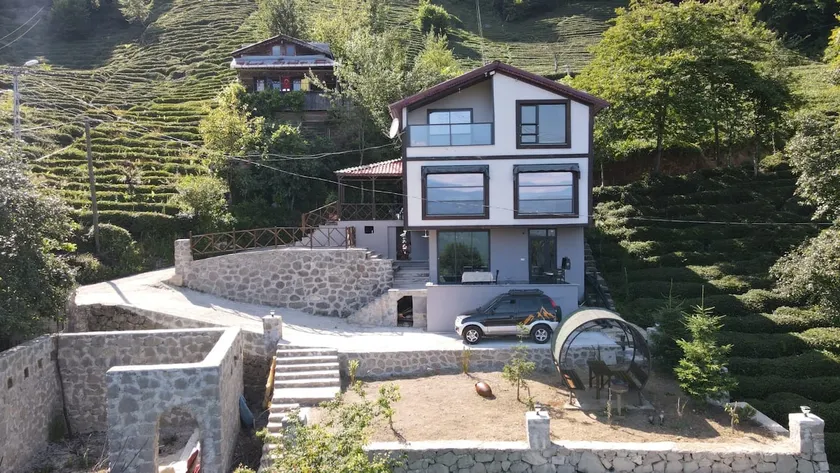 nature - peace and mountain view - Image 1