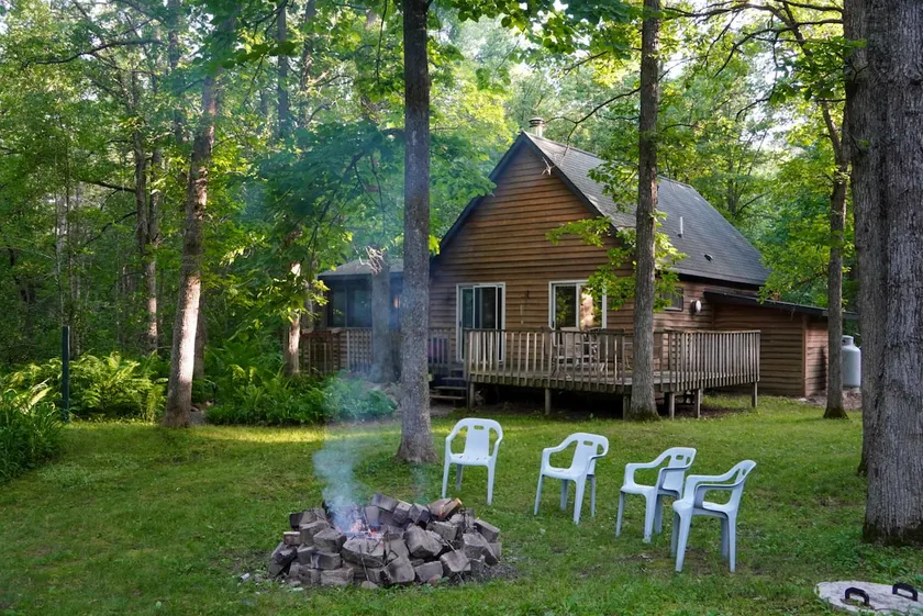 Private Cabin - 5 Acres - near Hinckley Casino! - Image 1