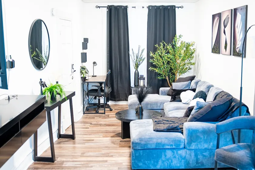 The Cozy Grey Haven Home - 1st floor - Image 1