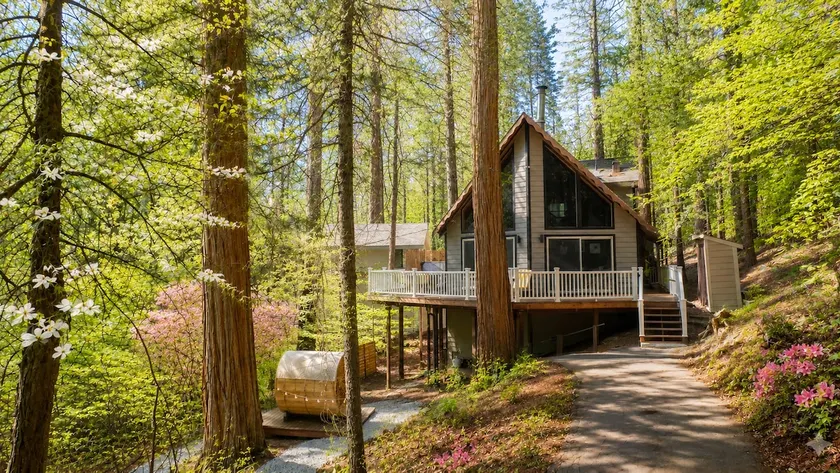A-Frame • BBQ • Hot Tub • Sauna • Fire Pit - Image 1