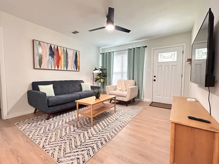 Cozy Modern 3BR Escape - Sanford - Image 1
