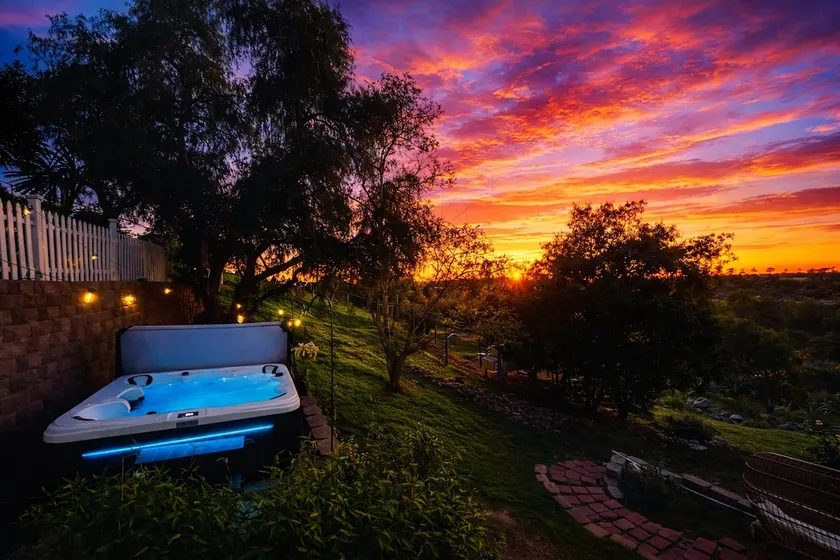 The Nest at Loma Vista-Cozy Farm Stay near Coast - Image 1