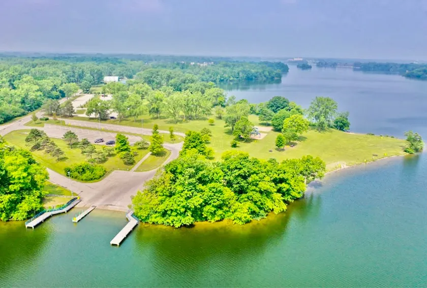 Ford Lake Condo - Image 1
