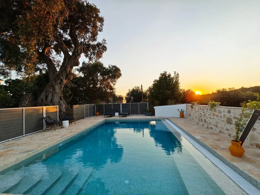Paxos Dream House - Image 1