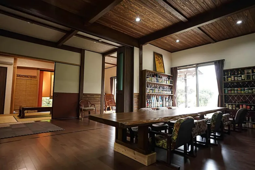 Limited to children, one rental house, Matobatei - Image 1