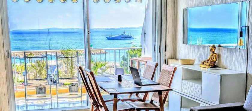 Panoramic Sea View Air Conditioning 65 m2 Comfort Entertainment - Image 1