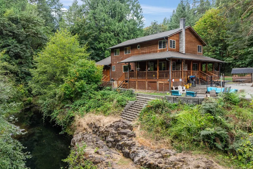 Rocky River Retreat - Image 1