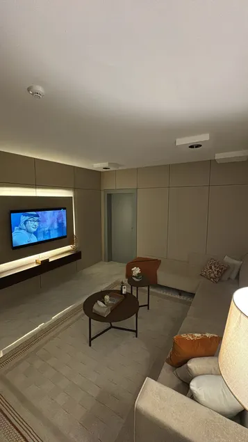 Al Hamra Inn 503 - Image 1