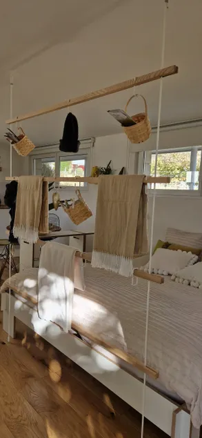 #studio 19 - Image 1