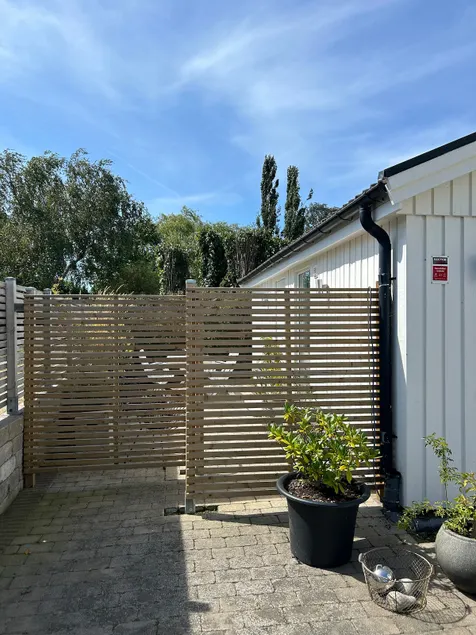 Lilla vita huset - Image 1