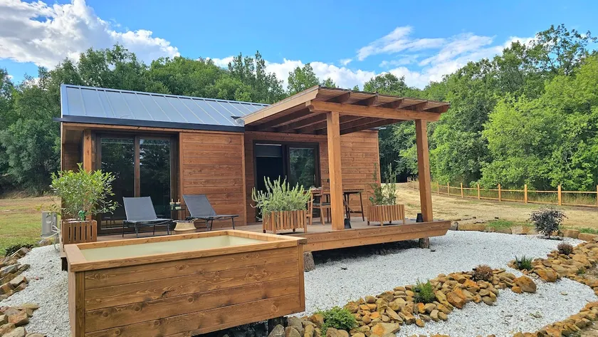 Cabin in the woods in Tuscany with exclusive bathtub - Image 1