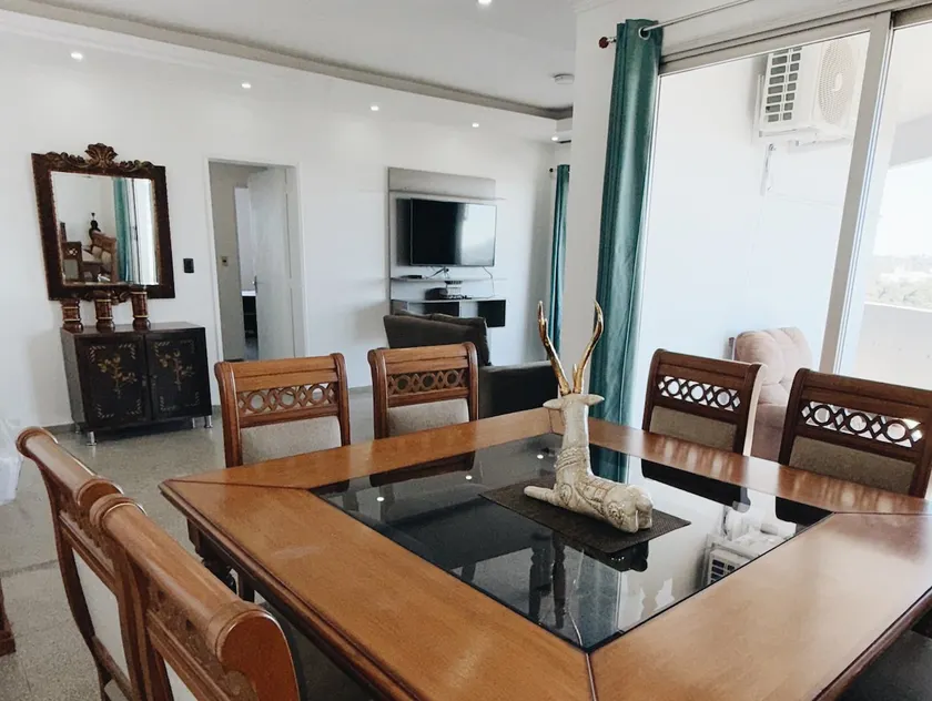110m² apartment in shopping area and bridge - Image 1