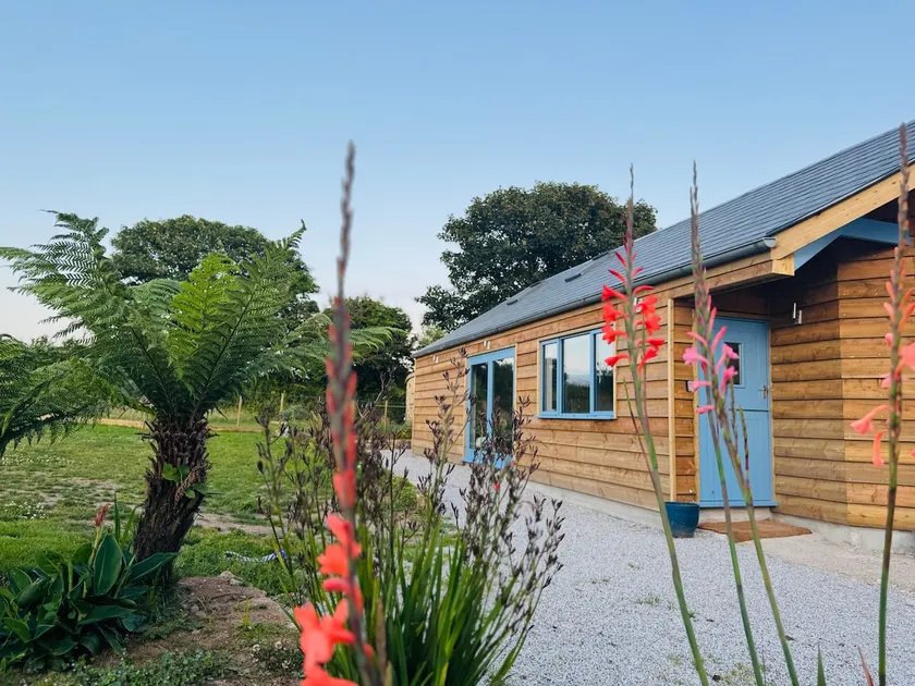 Ocean Heart Studio- Luxury, Rural Retreat - Image 1