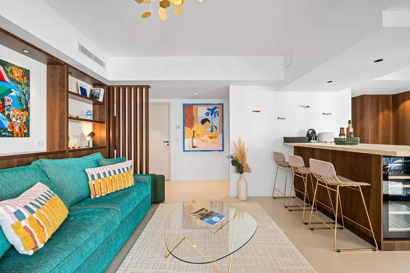 Chez Francine • by the sea • parking • balconies - Image 1