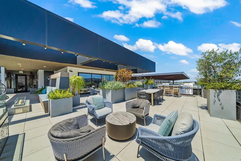 Cozy Beachside Escape | Great Views & Heated Pool - Image 1