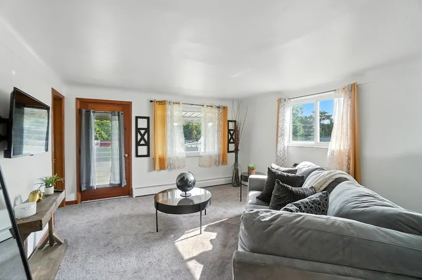 2 BR Extend Stay Haven, 10 Min to DTW - Image 1