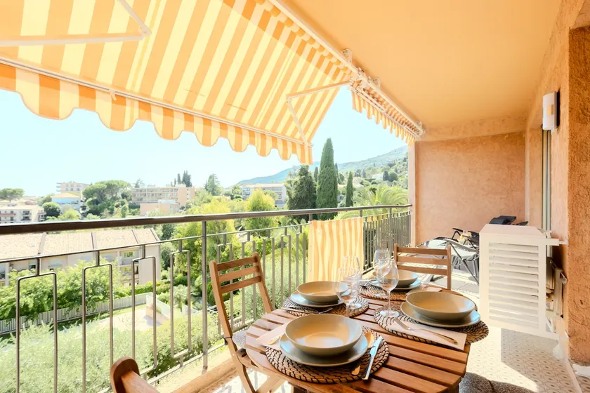 1-bedroom apartment & Pool & Parking • in Vence - Image 1