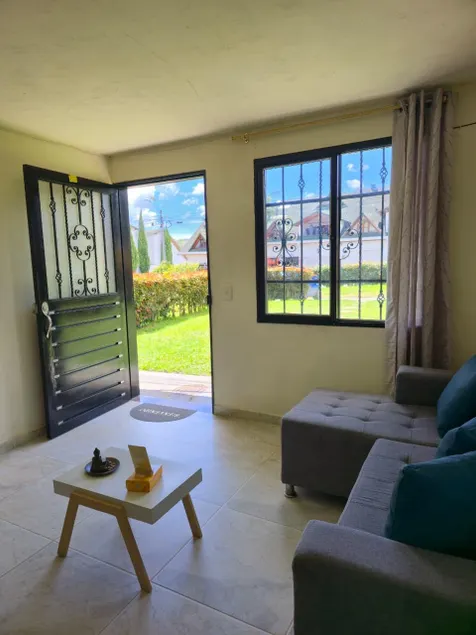 Complete House Comfort-Perfect Location-CarmenV - Image 1