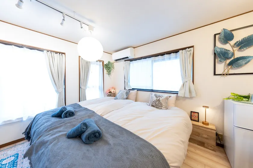 7 min to Ikebukuro & by train, 15 min to Shinjuku - Image 1