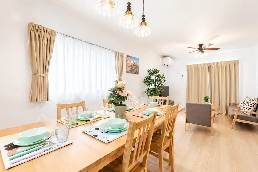 Muyuan | Omi Hachiman, spacious 4LDK, whole house rental, parking for 4 cars & 2 bathrooms, ideal for large families and group trips - Image 1