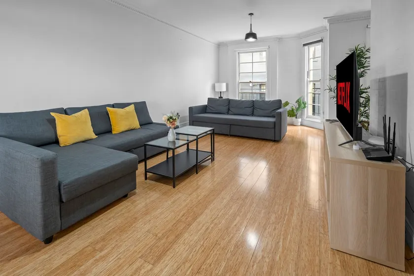 3-Bedroom House in Ultimo Good for 10 Guests - Image 1
