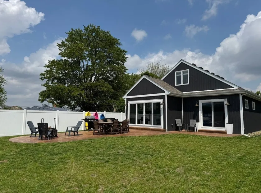 Pickwick Perfection - Image 1