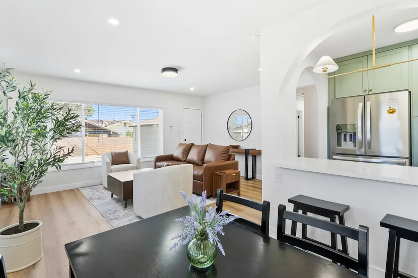 Modern Disney/LA Oasis + Pet-Friendly Yard - Image 1