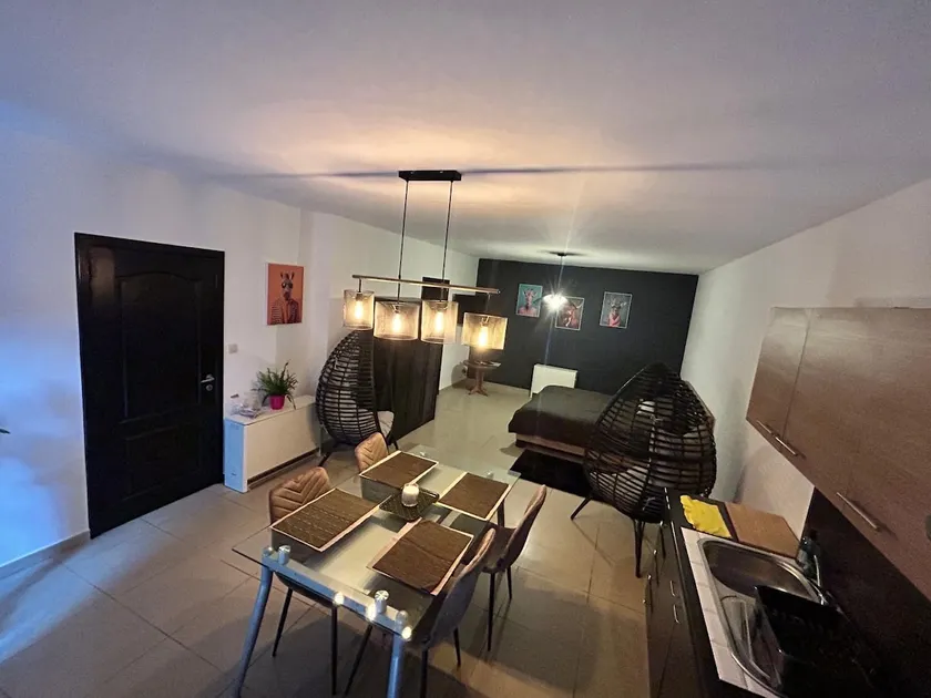 Spacious apartment Mons - parking & terrace - Image 1