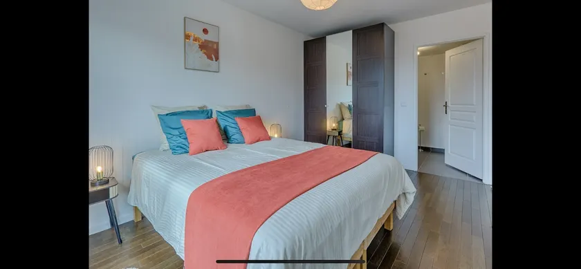 Cozy, 5 min to Versailles, Château Park within walking distance - Image 1
