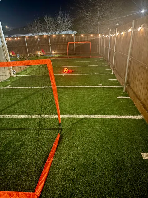 Sports Lovers Backyard - 12 mins to DT - Image 1