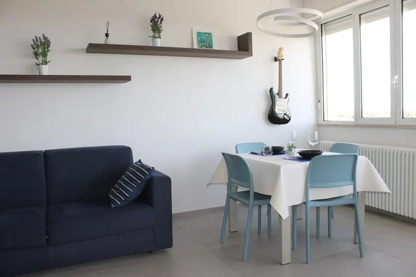 Ravenna | Bright two-room apartment, well-served area - Image 1