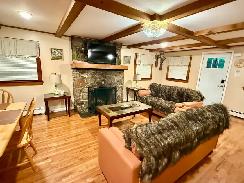 Country Comfort Cabin Delaware River Islands - Image 1