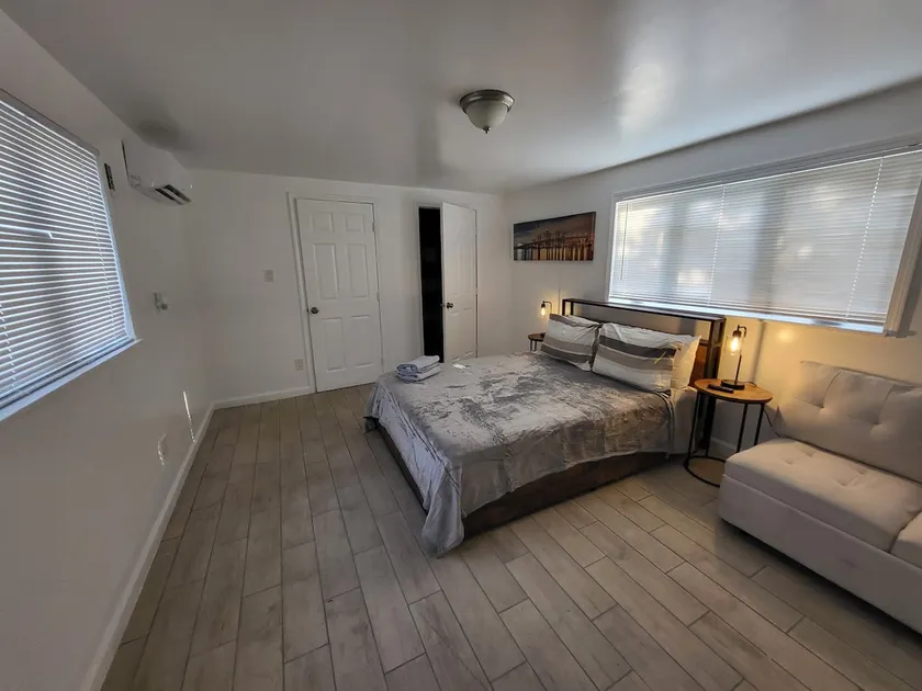 Speakeasy Finca Unit B Sleeps 3 - Image 1