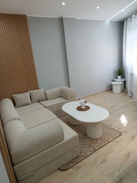 Cozy 3-room apartment with Jacuzzi - Image 1