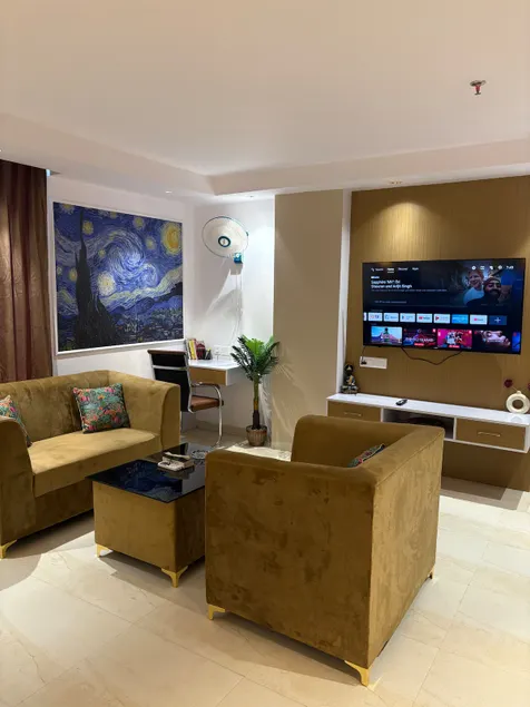 Luxury stay at laresa - Image 1