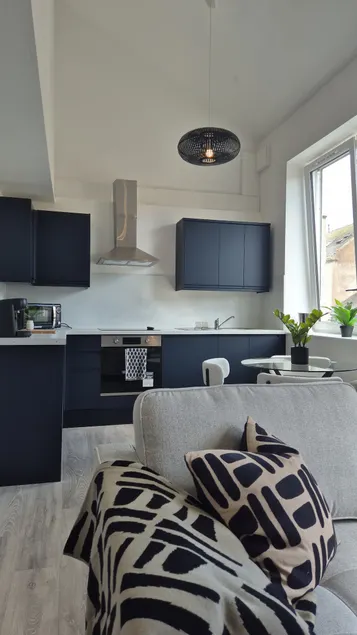 Flat 4 | Modern 1-Bed Apartment | Sleeps 4 | Cupar - Image 1